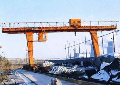 L型5～32/5噸單梁吊鉤門式起重機(jī)